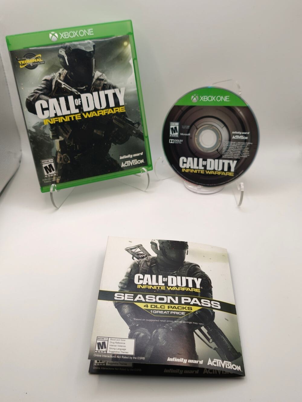 Call of Duty Infinite Warfare (Xbox One) CIB W/ Manual